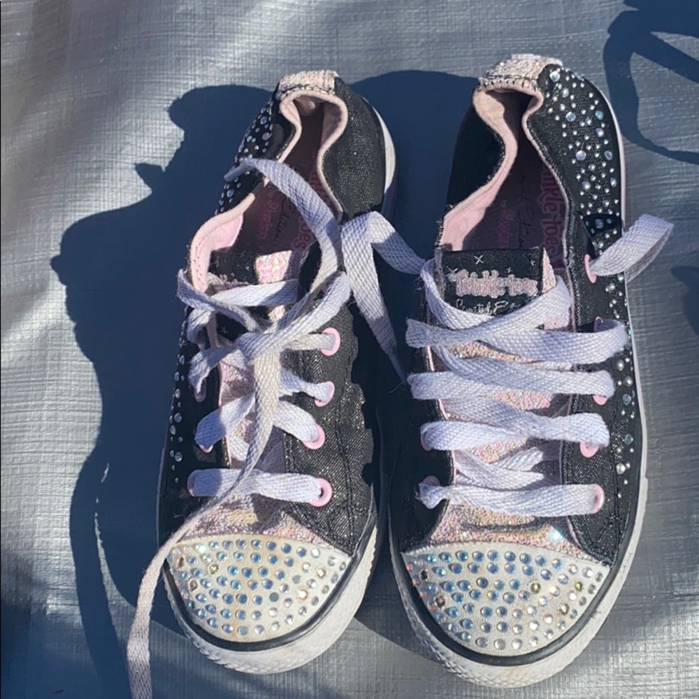 Girls twinkle toes shoes
